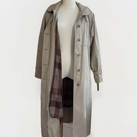 Vintage Womens Beige Trench Coat Sz 10 M/L Belted Removable Lining Hood Overcoat - Picture 2 of 16